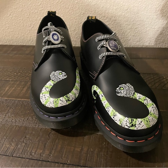 NWT Dr. Martens x Beetlejuice collaboration Men’s 11 / Women’s 12 - Picture 1 of 8